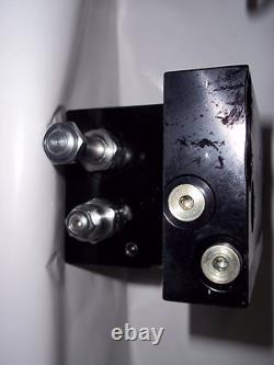 2786865 Clark Forklift, Hydraulic Control Valve 27.070