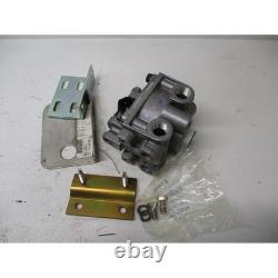 85143387 Multi Purpose Hydraulic Control Valve for Volvo