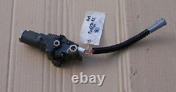 95 96 97 Ford F250 F350 Abs Hydraulic Control Valve Assembly Frame Mount Oem