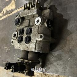 Altec Hydraulic Control Valve/Bank 352-00267 VDP11CC132 2 Spool