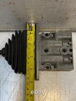 Apsco VM-7-P Max PSI = 130 EW07-05 Hydraulic Control Valve Lever Center