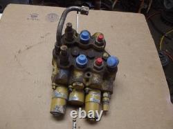 Bobcat 440B skid steer hydraulic control valve