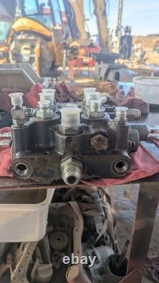 Bobcat 853H Main Hydraulic Control Valve