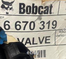 Bobcat Hydraulic Control Valve 6 670 319