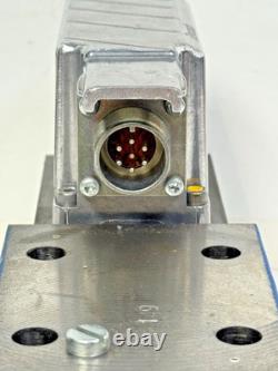 Bosch Rexroth Hydraulic Control Valve 1837001398 R977179487 0811404802