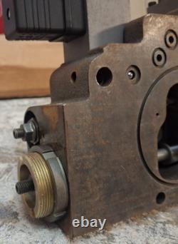 CAT 273-5510 Hydraulic Pump Control Valve CATerpillar 2735510 OEM 623H 623K 140M