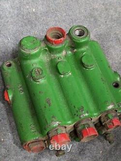 Cessna 31523-2C Hydraulic Directional Control Valve 3 Spool NICE