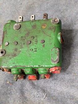 Cessna 31523-2C Hydraulic Directional Control Valve 3 Spool NICE