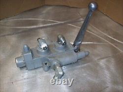Cross Commercial Hydraulic Control DETENTED Valve 1Z0048 (I think)