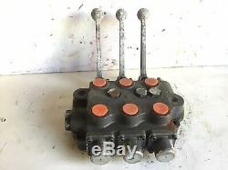 Cross Universal Hydraulic Loader Control Valve Triple Spool 3 Position