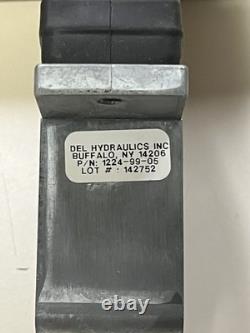 Del Hydraulics 1224-99-05 Stackable Feathering Valve, Locks in 3 Positions