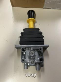Del Hydraulics 1224-99-05 Stackable Feathering Valve, Locks in 3 Positions