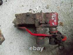 Farmall 460 560 tractor IH hydraulic control right valve & quick connect ends
