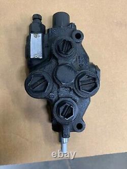 Fits Case skid steer auxiliary control hydraulic valve OEM, possibly 1845C 60XT