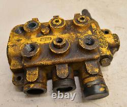 Gresen 3 spool hydraulic control valve No 2703e Case 1500 tractor loader G3