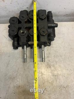 Husco 3-Spool Hydraulic Control Valve J03A5971 8520304 5000C404 Assembly