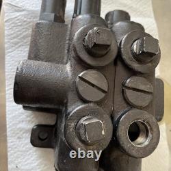 Hydraulic Control Valve With Levers Gresen Hydraulics 3000 Used 2-spool