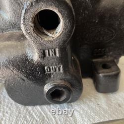 Hydraulic Control Valve With Levers Gresen Hydraulics 3000 Used 2-spool