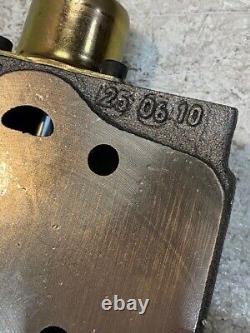 Hydraulic Direct Control Valve 052029 250610 5-1/2 x 3-1/4