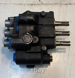 Hydraulic Directional Control 3-Spool Valve 0502032 B1204SDH