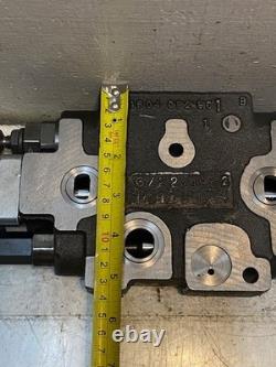 Hydraulic Directional Control Valve 1604052901