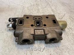 Hydraulic Sectional Control Valve 3955327 12 Long 6-1/4 Wide 2-1/8 Thick