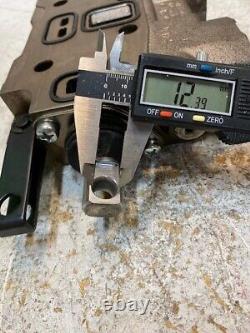 Hydraulic Sectional Control Valve 3955327 12 Long 6-1/4 Wide 2-1/8 Thick