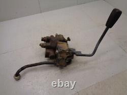 Hydraulic control valve with lever Kubota G2000 garden tractor 21 HP V4F