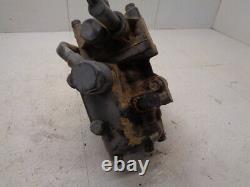 Hydraulic control valve with lever Kubota G2000 garden tractor 21 HP V4F