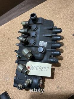 Hyster 2064897 Hydraulic Control Valve 4 Spool Good Used Condition