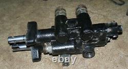 JOHN DEERE 425 445 455 Hydraulic Control Spool Valve, Implement Lift, Connects