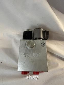 JRB C33274-24 Excavator Coupler Hydraulic Solenoid Control Valve 24V NOS