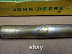 John Deere 320 330 40 420 430 435 NOS hydraulic control valve AM1920T