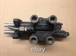 John Deere 425 445 455 Garden Tractor Hydraulic Control Valve