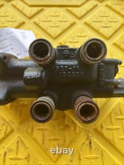 John Deere 425 445 455 Hydraulic Selective Control Valve AM115171 AM100201
