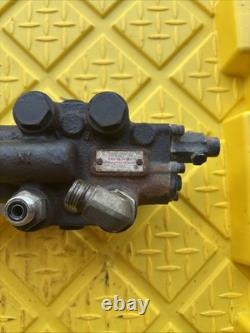 John Deere 425 445 455 Hydraulic Selective Control Valve AM115171 AM100201