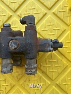 John Deere 425 445 455 Hydraulic Selective Control Valve AM115171 AM100201