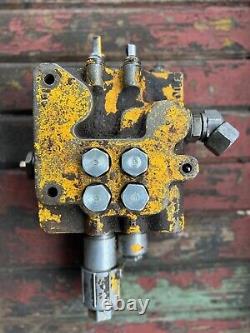 John Deere 440 Crawler 831 Loader Hydraulic Control Valve At24734