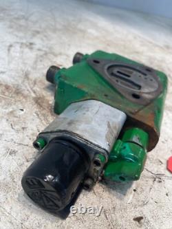 John Deere 7800 Tractor Hydraulic Control Valve 8506F