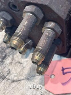 Komatsu SK1020T Skid Steer Loader Hydraulic Control Valve