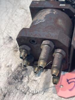 Komatsu SK1020T Skid Steer Loader Hydraulic Control Valve