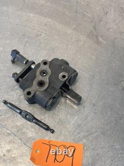 Kubota L4150DT Tractor Hydraulic Control Valve 38240-39143