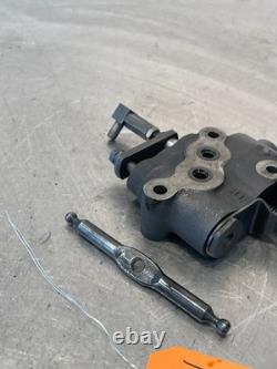 Kubota L4150DT Tractor Hydraulic Control Valve 38240-39143