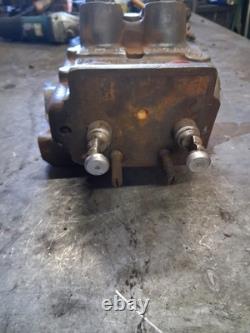 Massey Ferguson 1080 Hydraulic Control Valve Used Original