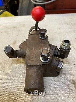 Massey Ferguson 35 135 165 Hydraulic Control Valve