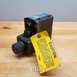Miller 583-D5E-1020 Hydraulic Directional Control Valve NEW