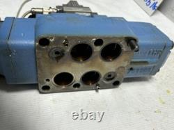Moog D663Z4711 D663 Servo Proportional Valve hydraulic control valve