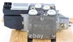 New 157U4561 Danfoss Hydraulic Control Valve