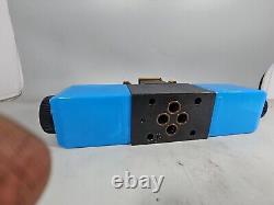 New OEM DG4V-3-6C-M-FW-H7-60 VICKERS 24VDC Hydraulic Control Valve Double