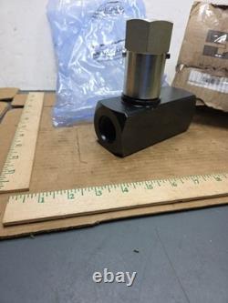New OEM Parker F1620S Hydraulic Flow Control Valve 1in Npt 3000psi F1620-s
